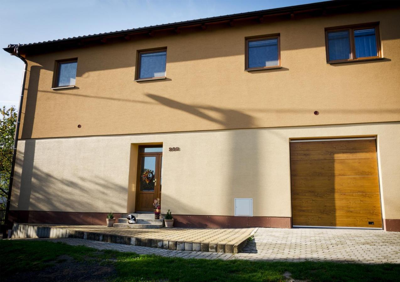 Apartmany U Kotacku Veverske Kninice Εξωτερικό φωτογραφία